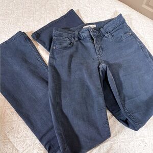 ‼️ SOLD Alice & Olivia Dark Wash Mid-Low Rise Skinny Bootcut Jeans